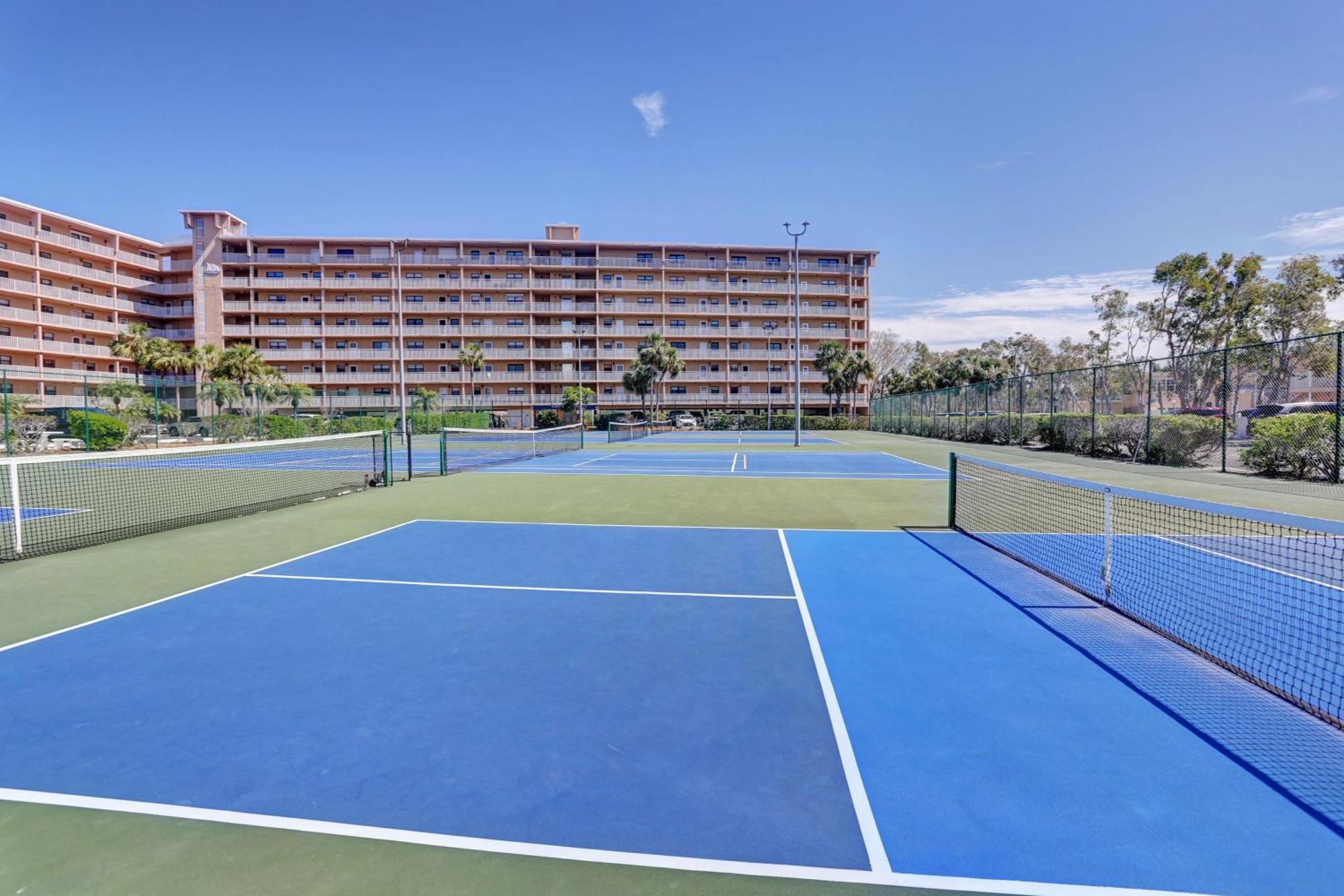 Bayshore Yacht & Tennis 216 Клиъруотър Бийч Екстериор снимка